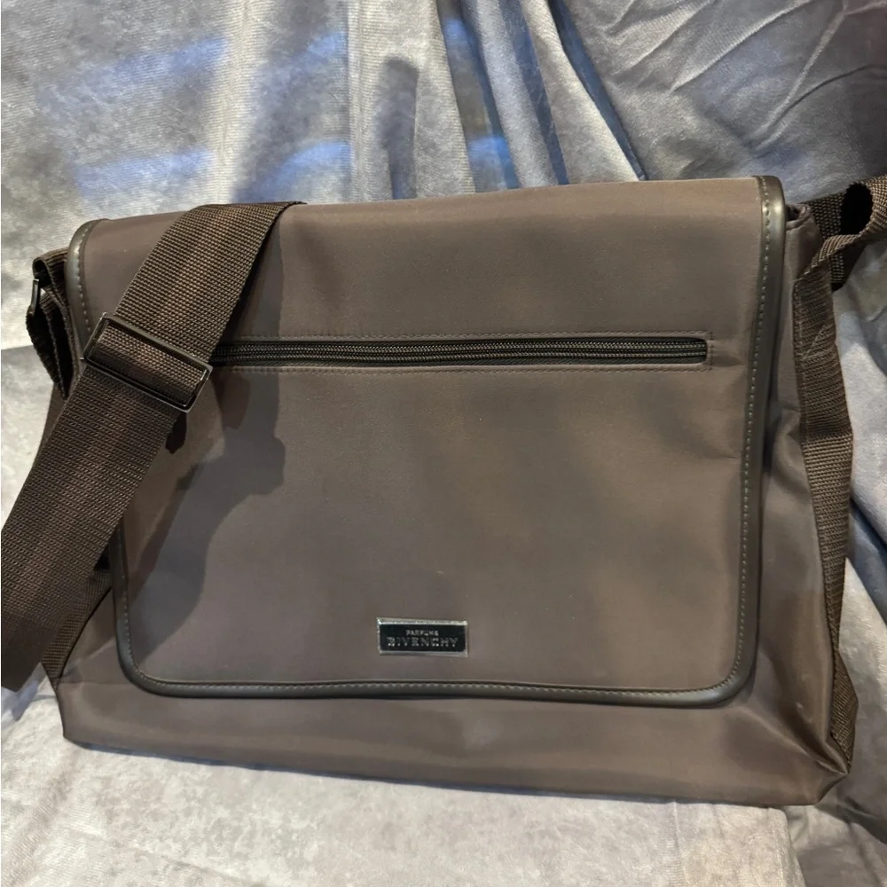 Givency Parfum‎ computer laptop Chocolate, brown microfiber Crossbody bag